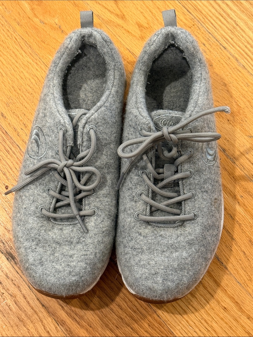Therafit sneaker Size 9